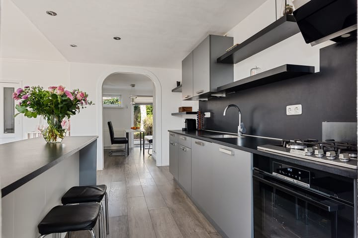 Foto 12 van Frederik van Blankenheimstraat 110