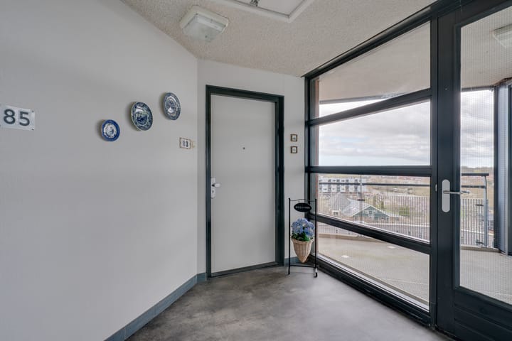 Foto 3 van Stella Agsteribbeland 83