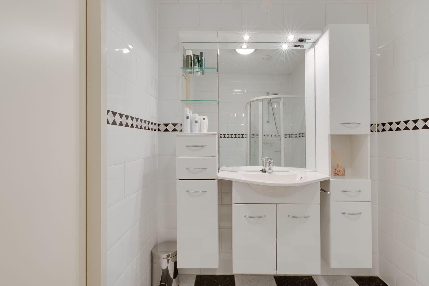 Foto 25 van Stella Agsteribbeland 83