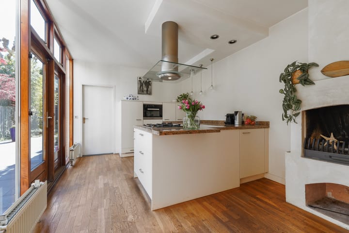 Photo 28 of Bredaseweg 52