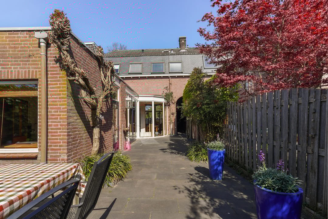 Foto 56 van Bredaseweg 52