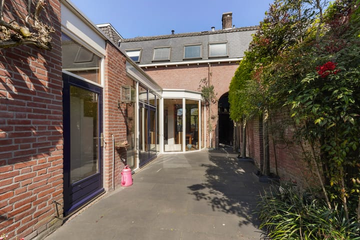 Photo 58 of Bredaseweg 52