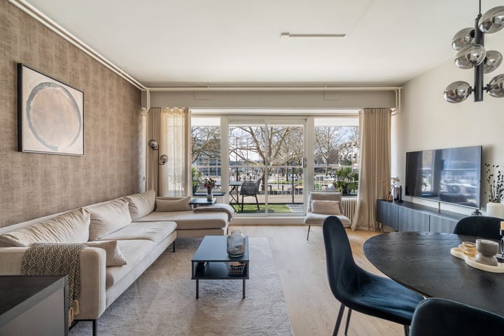 Foto 1 van Bentinckplein 46