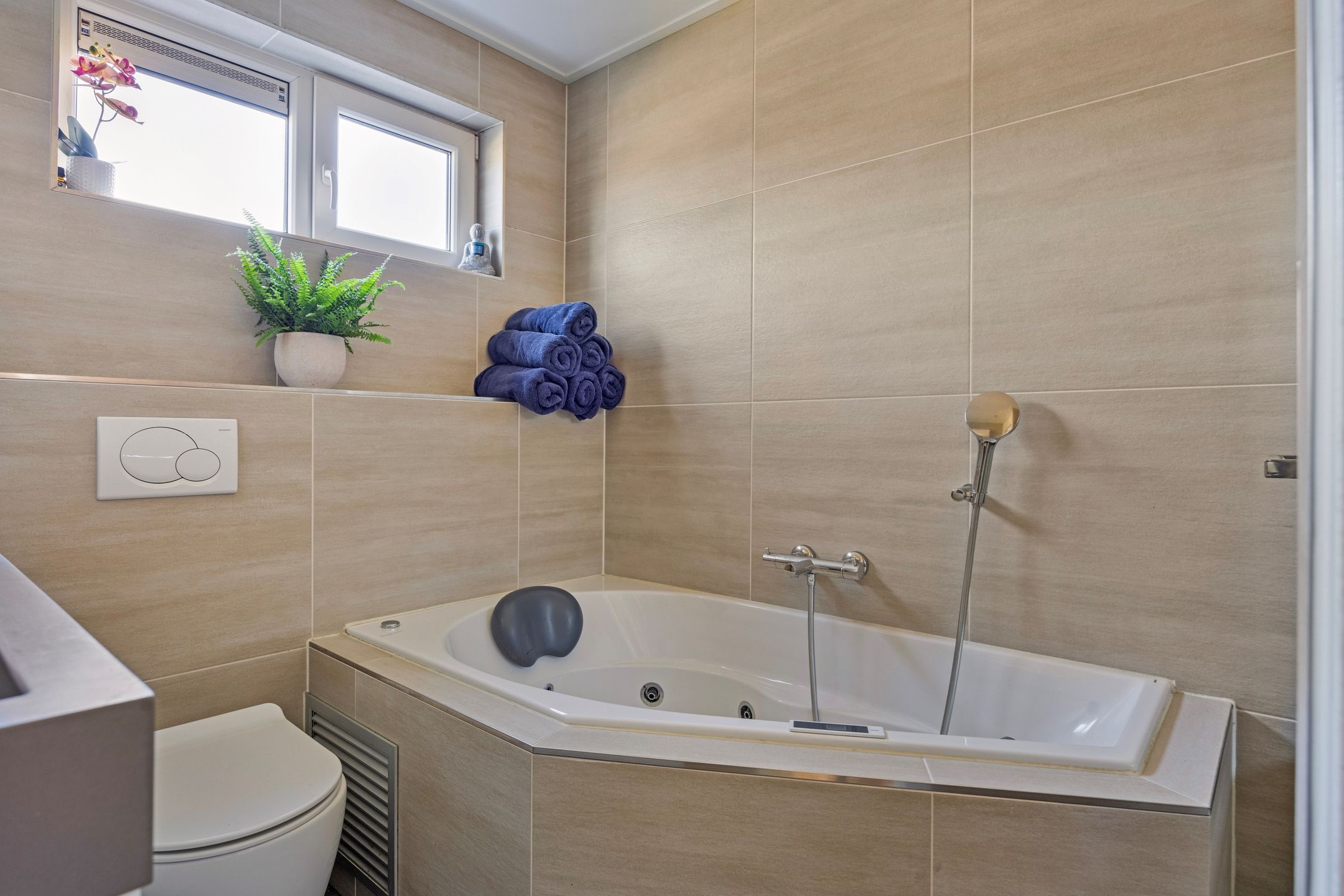 Photo 18 of Staverdenhoek 31