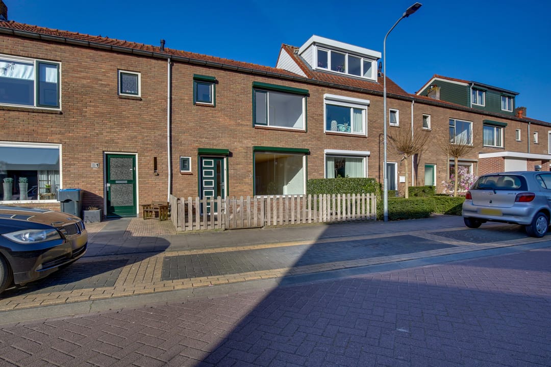 Foto 2 van Herbert van Puttenweg 3