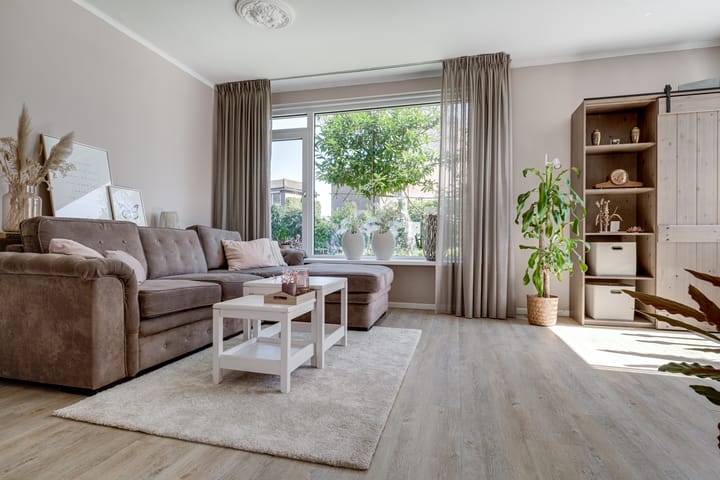 Photo 10 of Veerweg 10