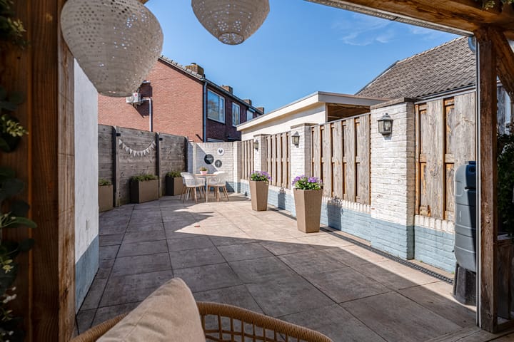 Photo 16 of Veerweg 10