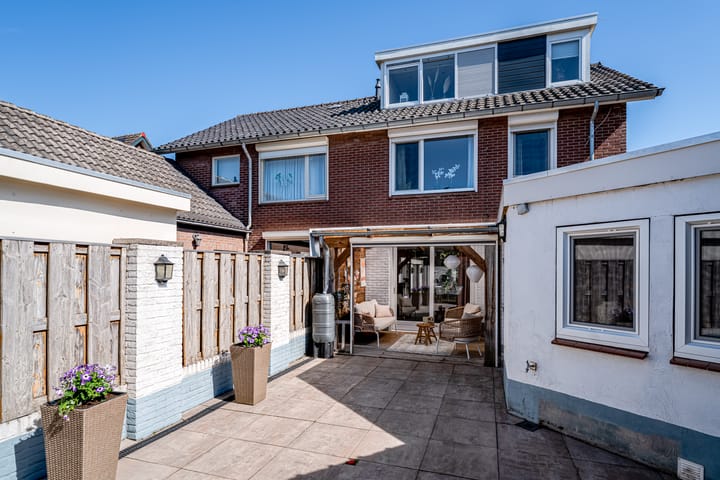 Photo 18 of Veerweg 10