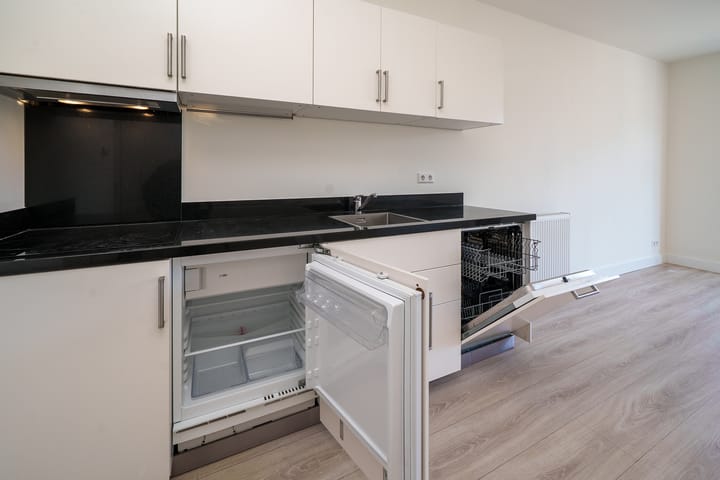 Foto 11 van Schoonderloostraat 209