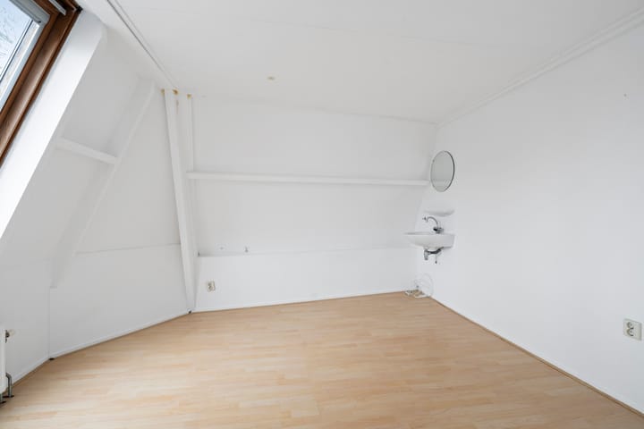 Foto 24 van Voorzorgstraat 64-A