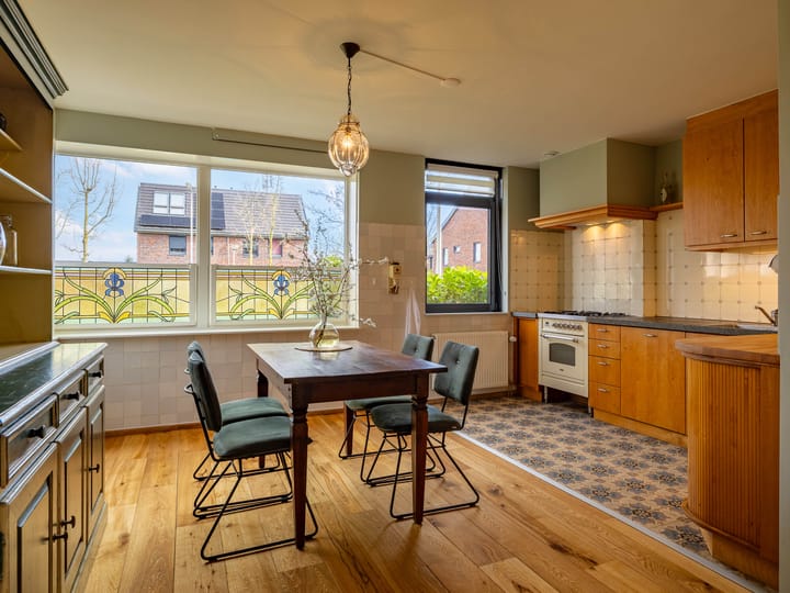 Photo 10 of Esdoornstraat 3-A