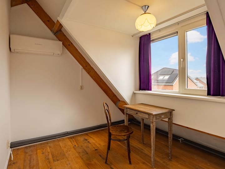 Photo 24 of Esdoornstraat 3-A