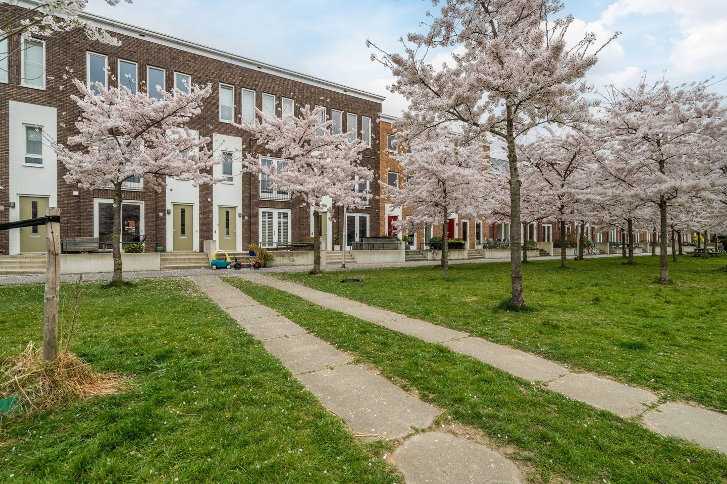 Foto 1 van André Voltenlaan 29