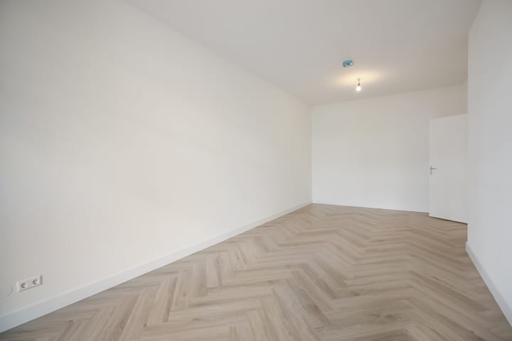 Photo 4 of Ruysdaelstraat 114-H