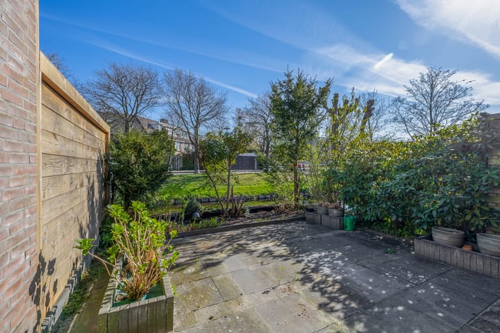 Foto 15 van Philippostraat 8