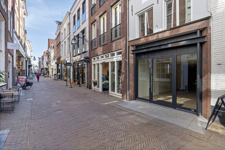 Foto 25 van Lange Bisschopstraat 22