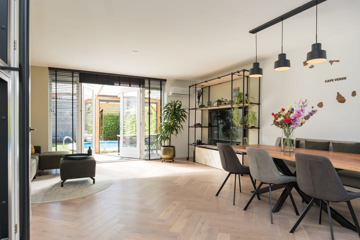 Photo 10 of De Hoop 15