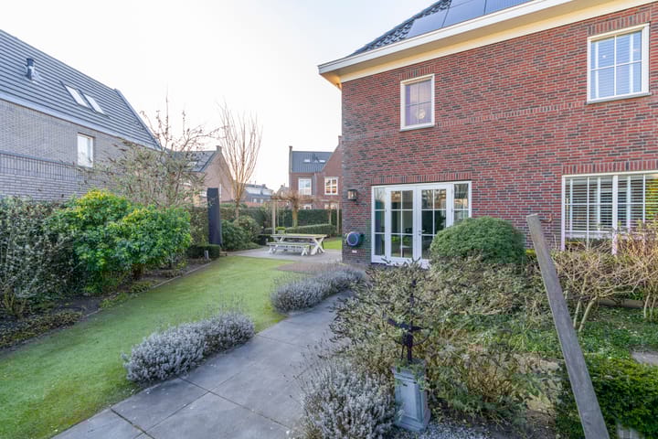 Foto 30 van Voreneng 34