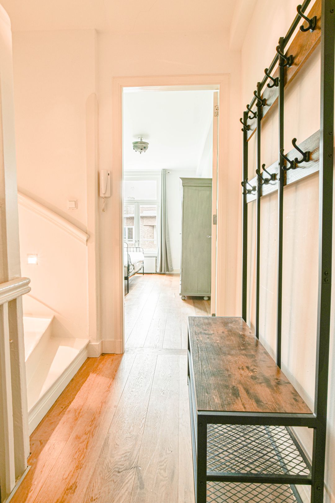 Foto 16 van Reinier Claeszenstraat 25-3