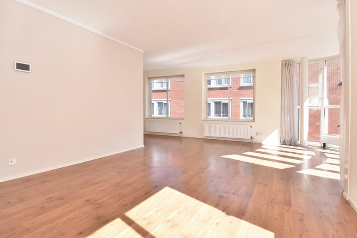 Foto 12 van Bazarlaan 36