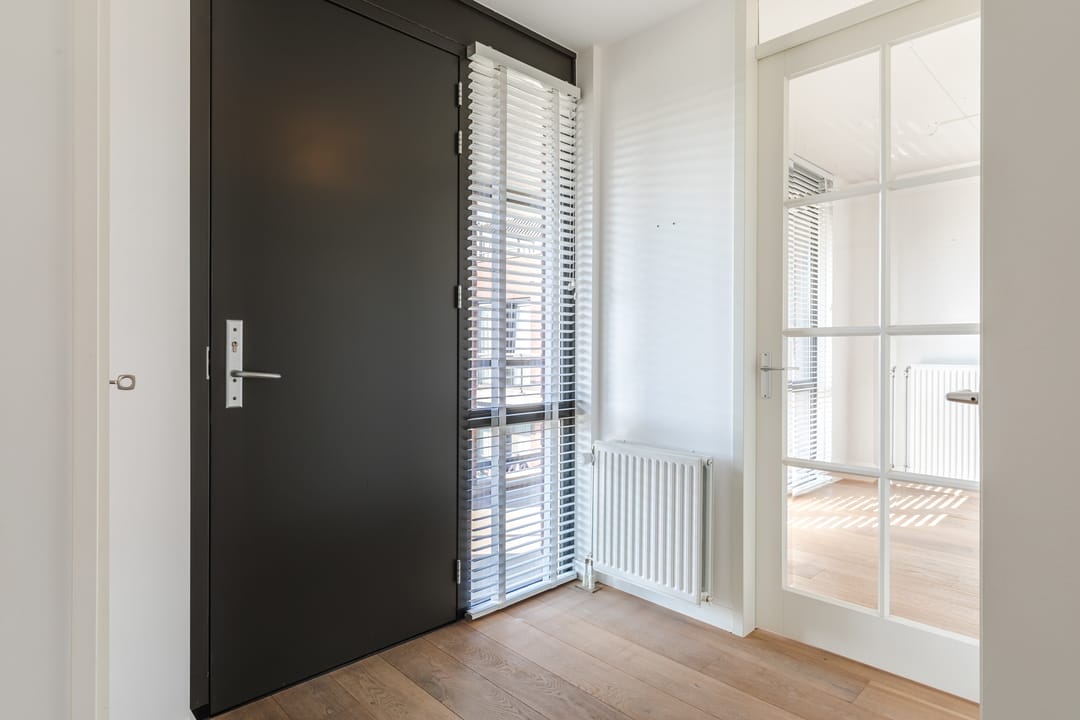 Photo 13 of Hilverstraat 57