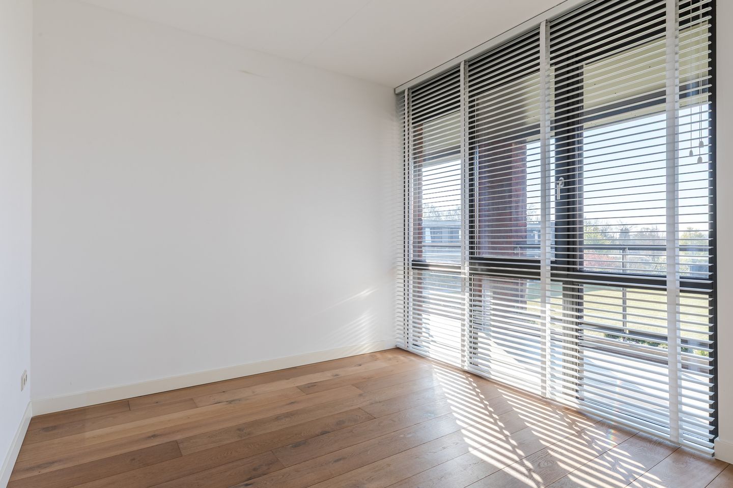 Photo 14 of Hilverstraat 57