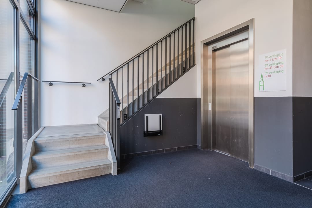 Photo 26 of Hilverstraat 57