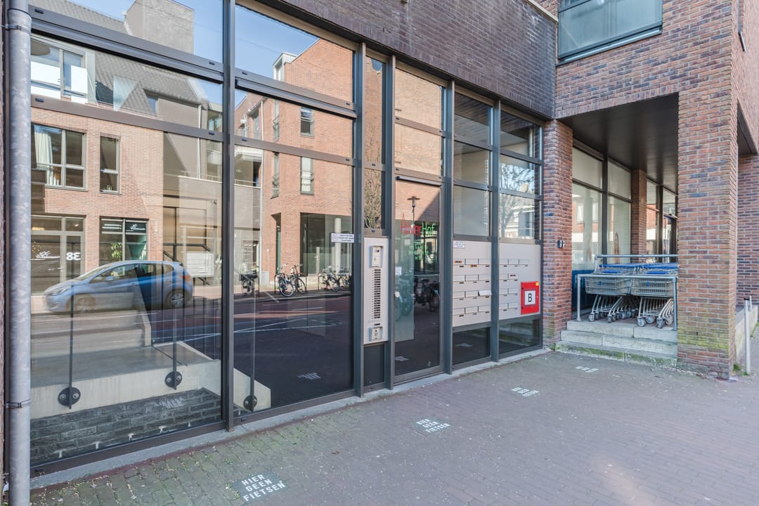 Photo 31 of Hilverstraat 57