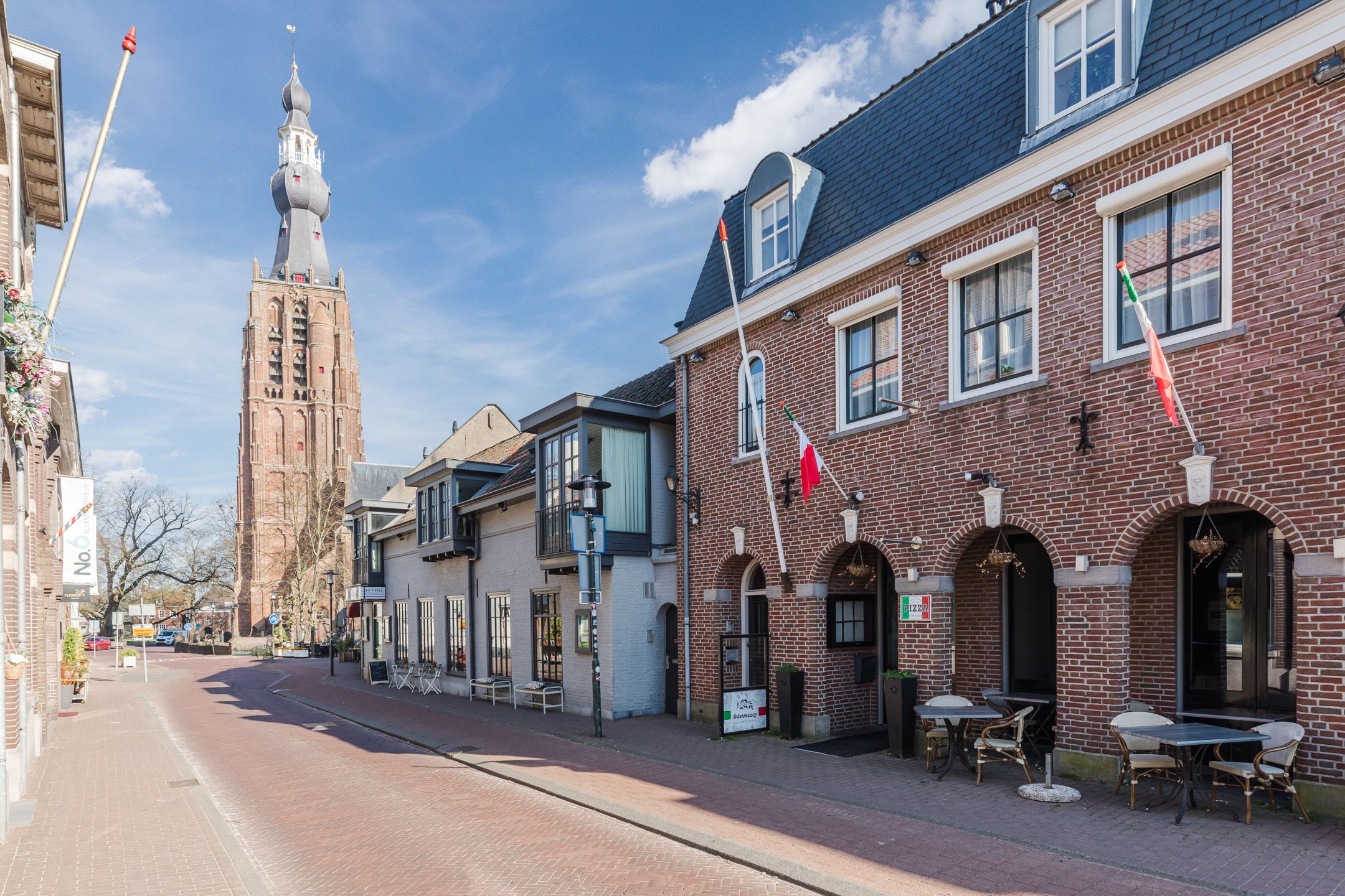 Photo 33 of Hilverstraat 57