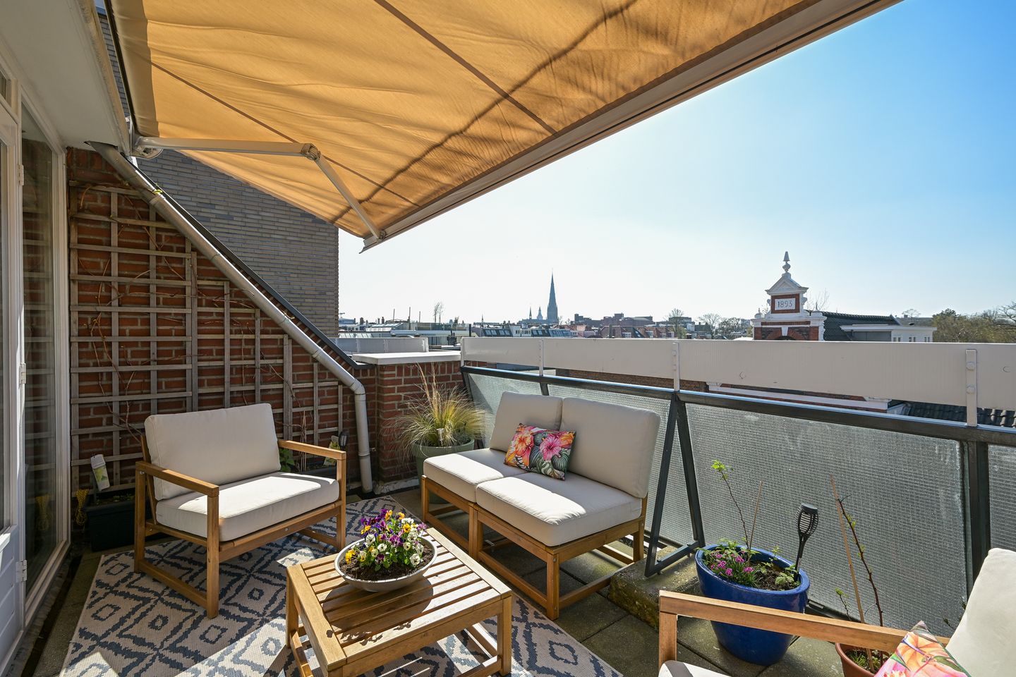 Photo 34 of Frederikstraat 557