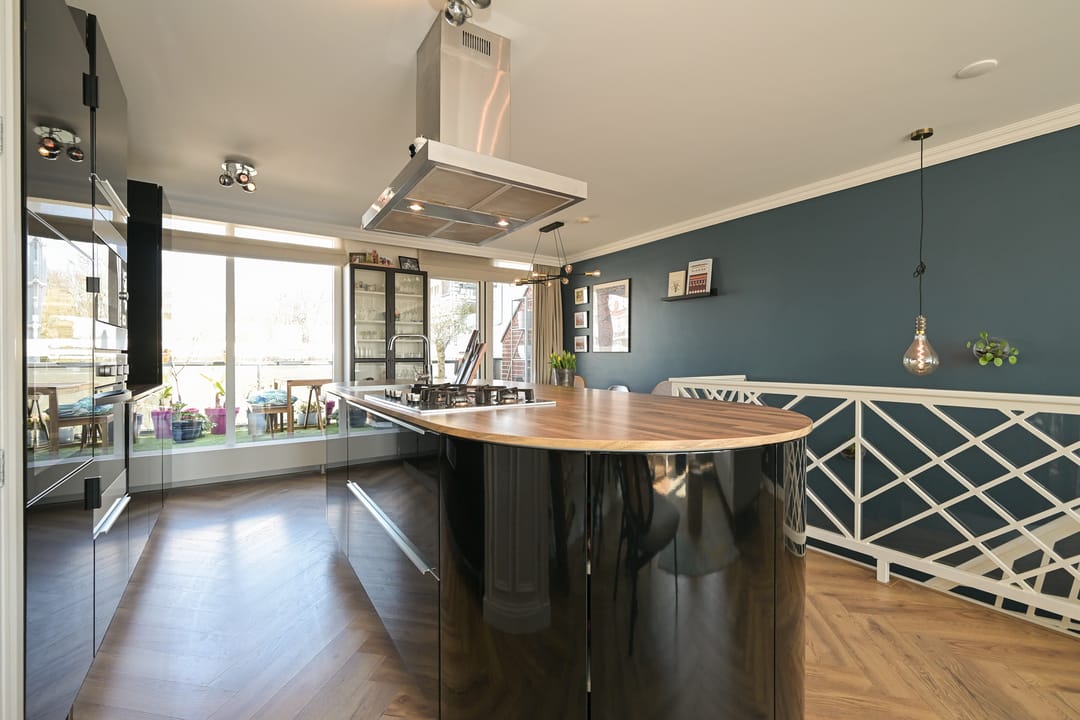 Photo 37 of Frederikstraat 557