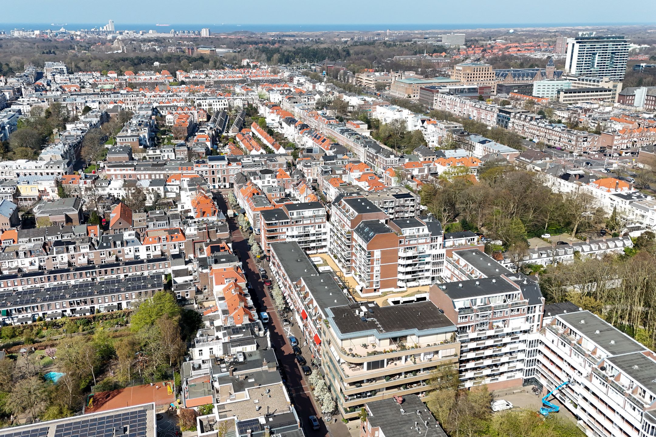 Photo 51 of Frederikstraat 557