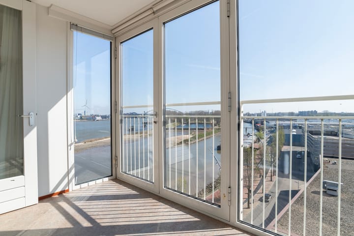 Foto 16 van Piet Smitkade 218