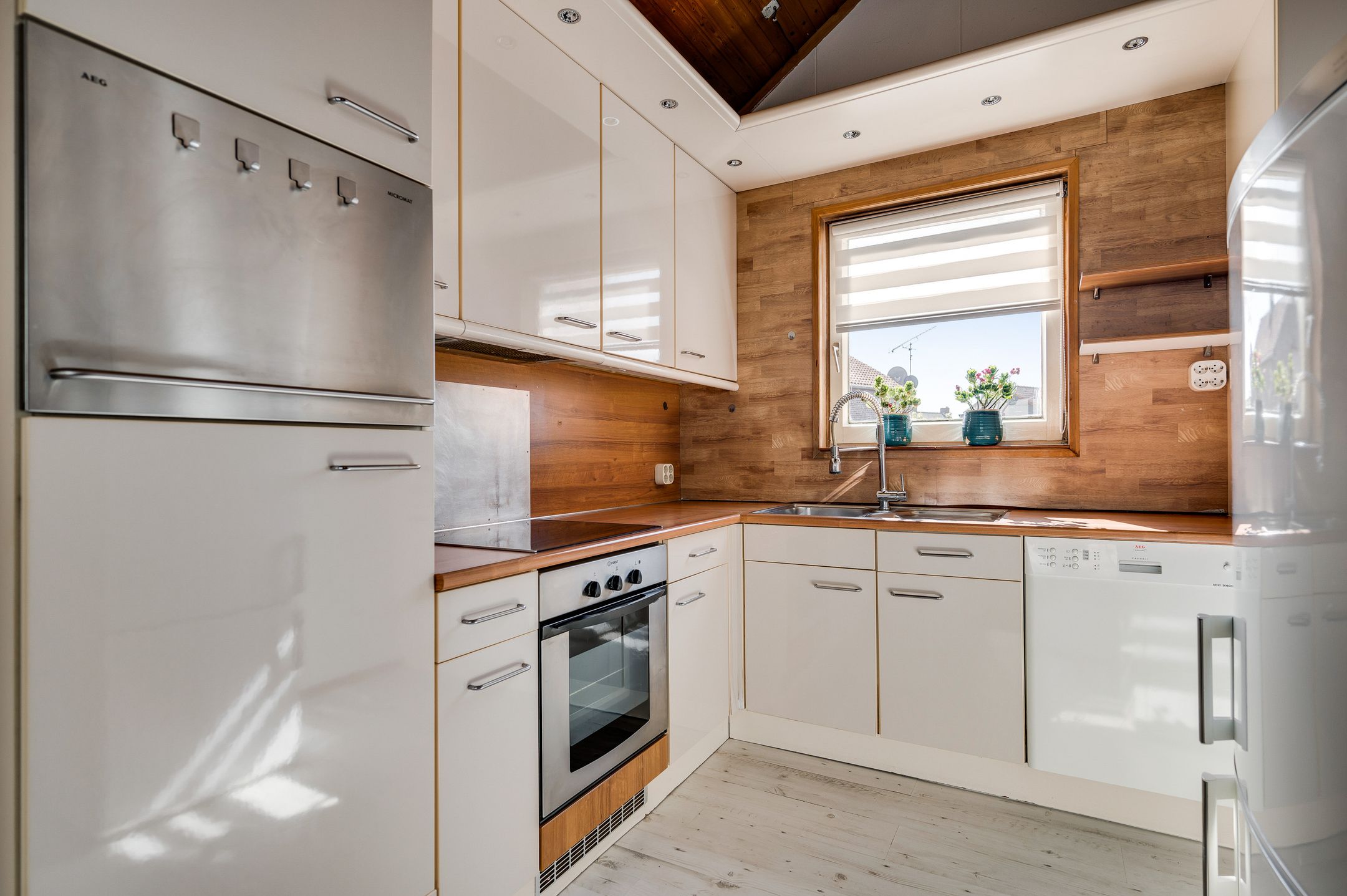 Foto 18 van aan Sint Job 11