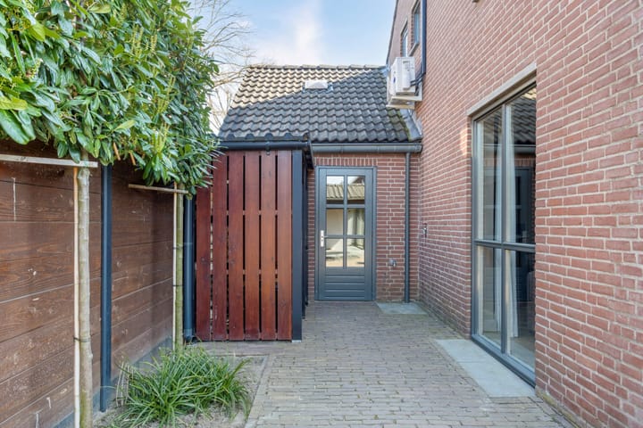 Foto 36 van Lindenhof 2