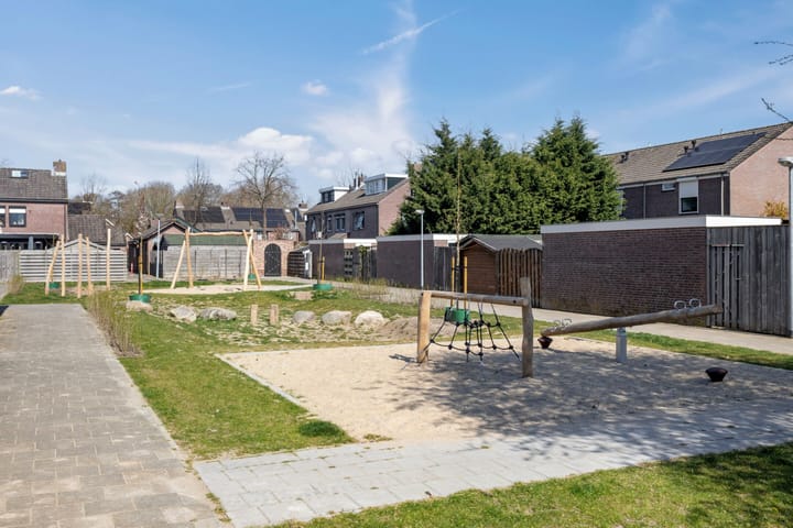 Foto 44 van Lindenhof 2