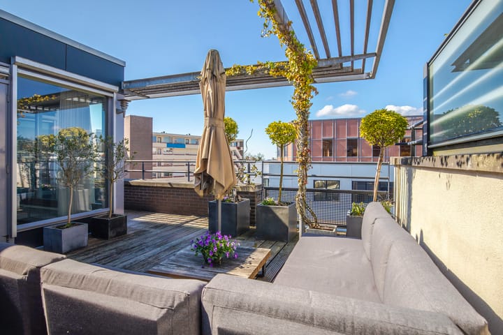 Foto 15 van Betuwestraat 6-10