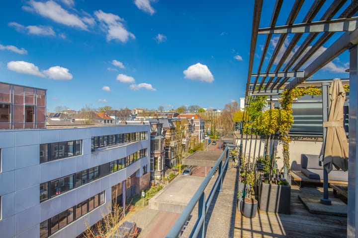 Foto 21 van Betuwestraat 6-10