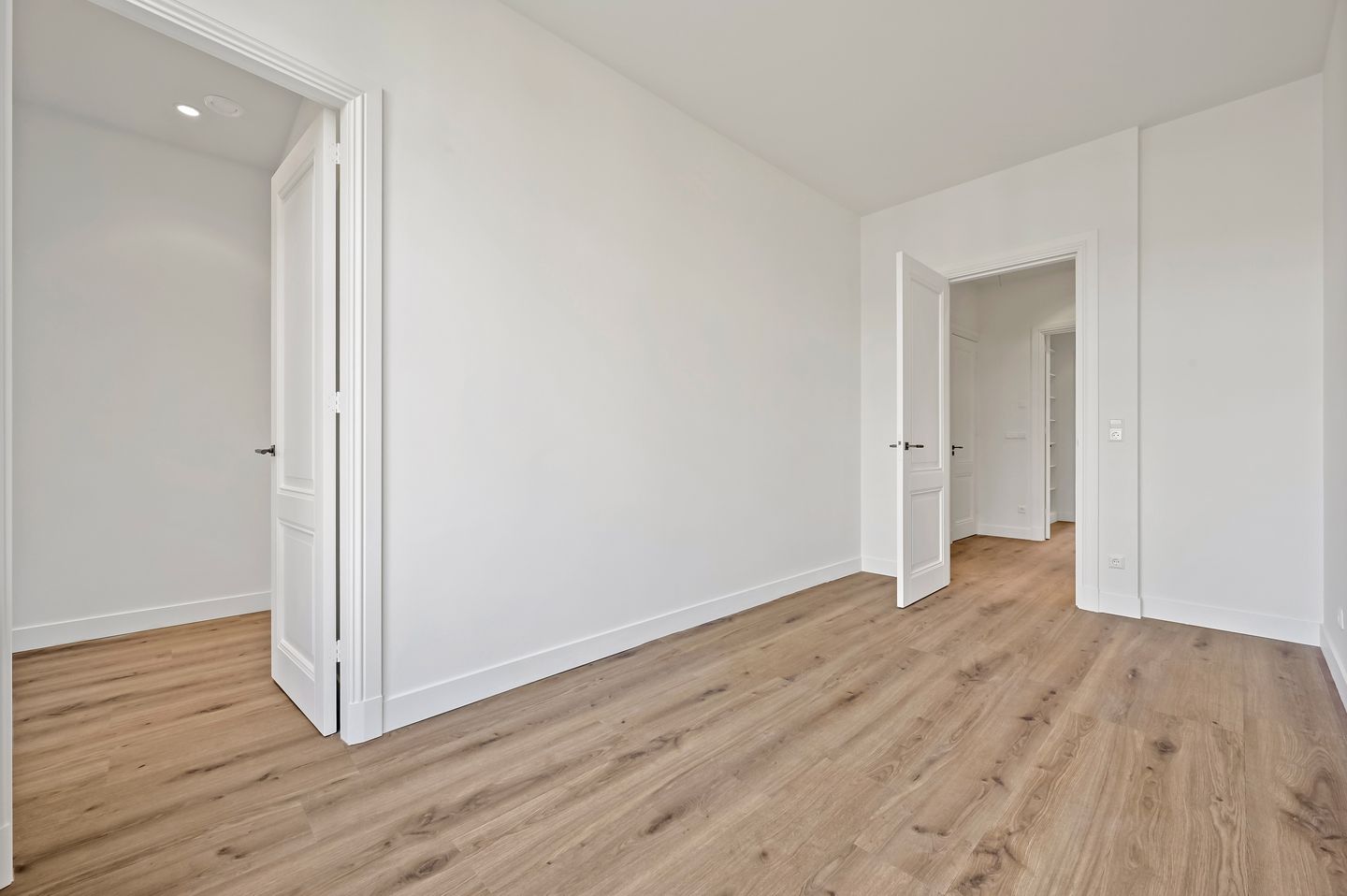 Photo 25 of Nassau Dillenburgstraat 21