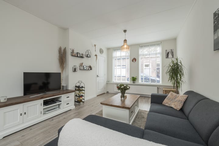 Foto 10 van Meidoornstraat 10