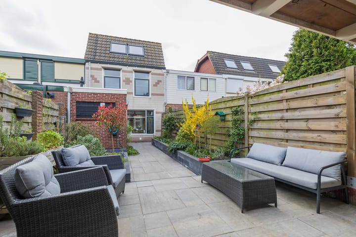 Foto 28 van Meidoornstraat 10