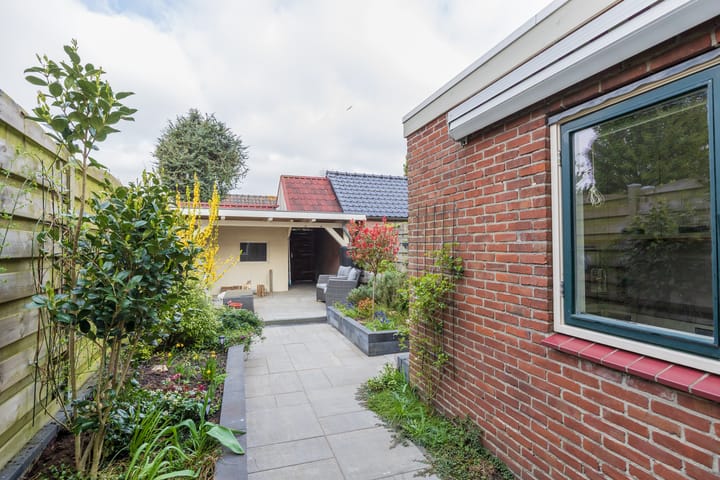 Foto 30 van Meidoornstraat 10