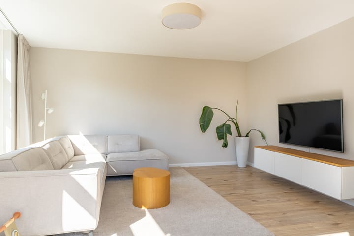 Foto 16 van Meeresteinstraat 34