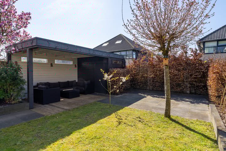 Foto 44 van Meeresteinstraat 34