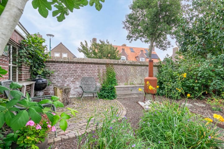 Foto 43 van Bakelgeertstraat 21