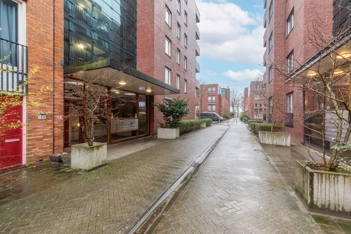 Foto 2 van Johan Hofmanstraat 210