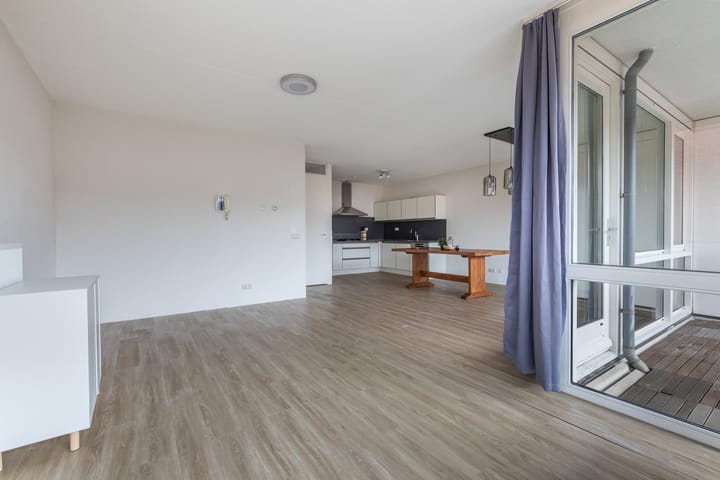 Foto 8 van Johan Hofmanstraat 210