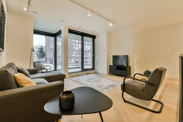 Photo 4 of Groenmarktkade 16