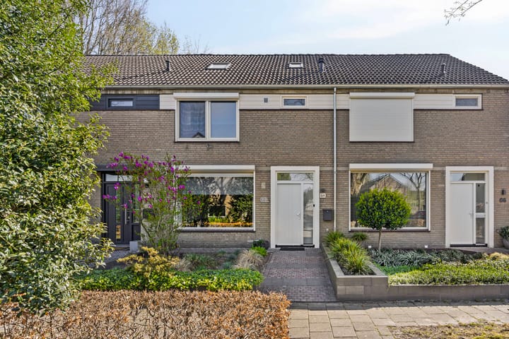 Foto 6 van Deken van den Heuvelstraat 64