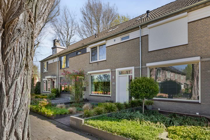 Foto 7 van Deken van den Heuvelstraat 64